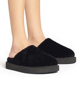 Giuseppe Zanotti Swanilda Black Sheepskin Fuzzy Shearling Slippers